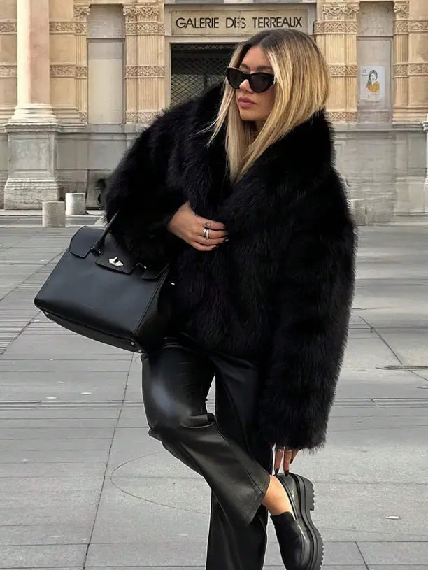 HH  Fashion Cropped Faux Fur CyBerWave