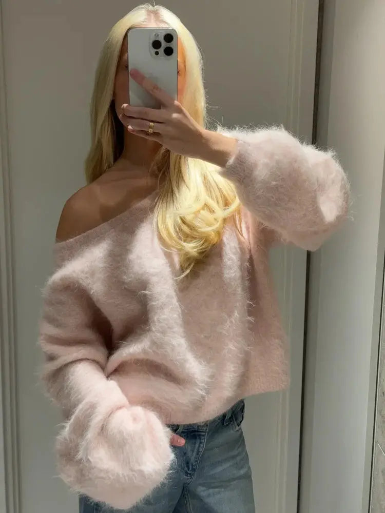 Classic off-the-shoulder sweater CyBerWave